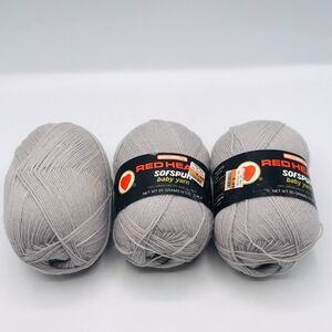 Red Heart Sofspun Baby Yarn 412 Silver 3 Skeins Mothproof 3 Ply Coats Clark NEW